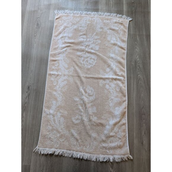 Vintage Grants Home Floral Beige Towel Made In USA 42" x 23" - Picture 3 of 5